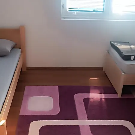 Ali * Krivoglavci